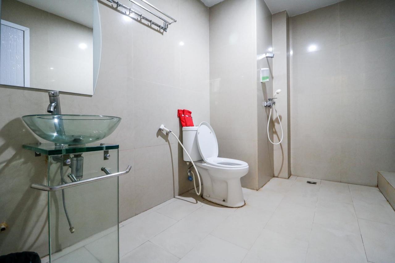 Reddoorz Plus Near Pasar Wisata Pekanbaru Exterior photo